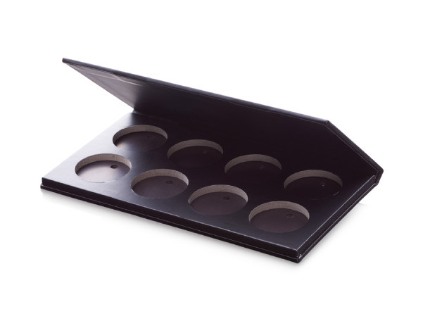 Palette 8 YOUNIQUE à remplir de tes couleurs preferer